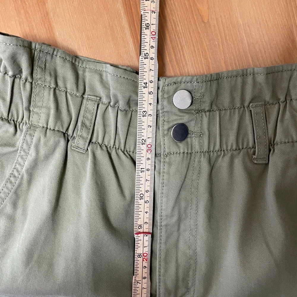 H&M Olive Green Cotton Twill Paperbag Waist Shorts High Rise Cuffed Gorp Women 6